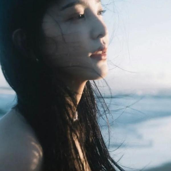一个唱，一个不唱